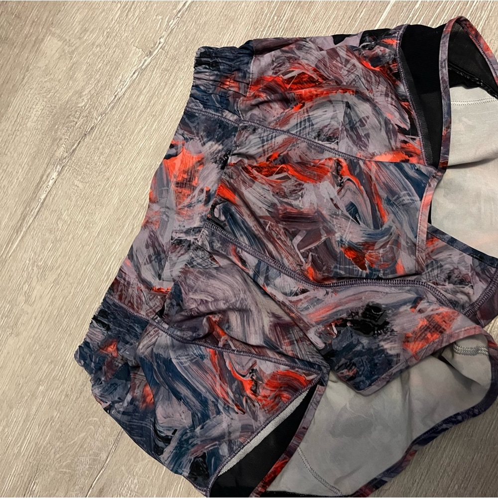 Lululemon Hotty Hot